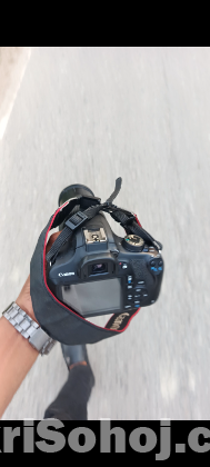 Canon 1200D